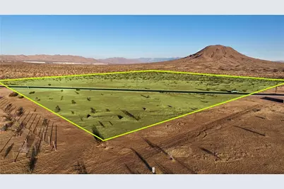 4 Stoddard Wells Road, Apple Valley, CA 92307 - Photo 3