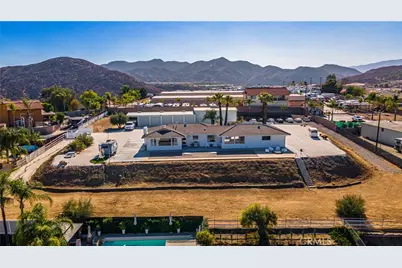 22475 Loch Lomond Drive, Canyon Lake, CA 92587 - Photo 41