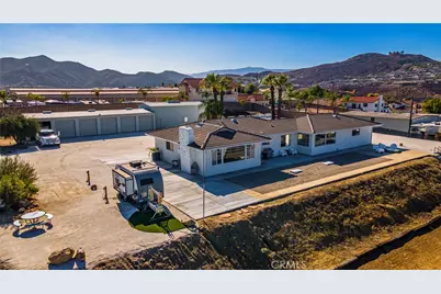 22475 Loch Lomond Drive, Canyon Lake, CA 92587 - Photo 39