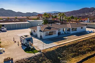 22475 Loch Lomond Dr, Canyon Lake, CA 92587 - Photo 39