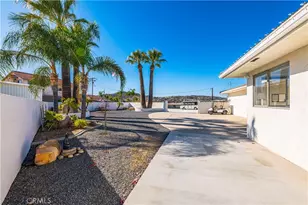 22475 Loch Lomond Dr, Canyon Lake, CA 92587 - Photo 13