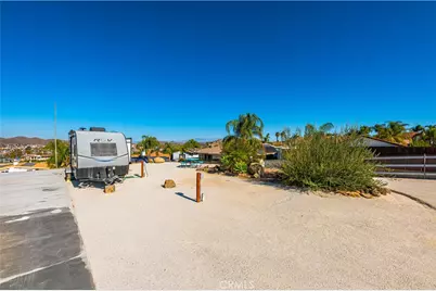 22475 Loch Lomond Drive, Canyon Lake, CA 92587 - Photo 7