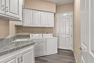 22330 Village Way, Canyon Lake, CA 92587 - Photo 37