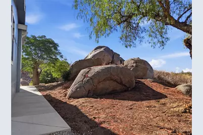 26660 Robert, Perris, CA 92570 - Photo 17