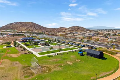 27204 Oncore, Menifee, CA 92585 - Photo 41