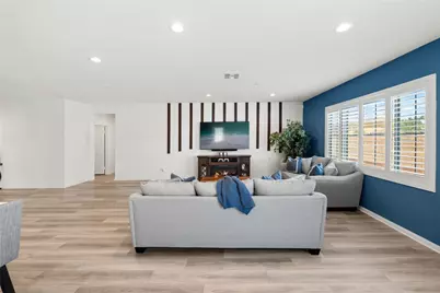 27204 Oncore, Menifee, CA 92585 - Photo 9