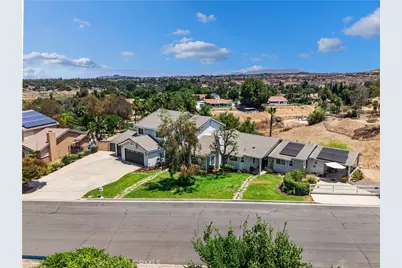 15366 Cayuse Court, Riverside, CA 92506 - Photo 9