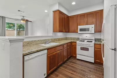 41737 Ridgewalk St. #1, Murrieta, CA 92562 - Photo 3