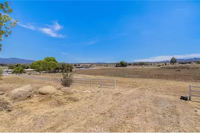 41810 Lakefront Drive, Aguanga, CA 92536 - Photo 15