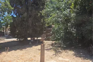 40875 Lois Ct, Hemet, CA 92544 - Photo 3
