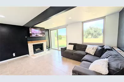 29272 Via Frontera, Murrieta, CA 92563 - Photo 7
