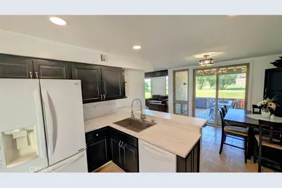 29272 Via Frontera, Murrieta, CA 92563 - Photo 11