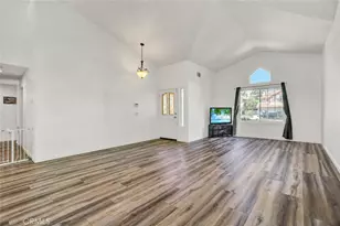 24135 Huntridge, Murrieta, CA 92562 - Photo 3