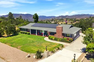 1019 Riverview Dr, Fallbrook, CA 92028 - Photo 1