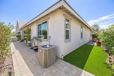 32012 Hyacinth Way, Temecula, CA 92591 - Photo 33