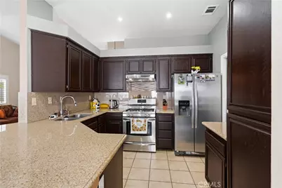 1022 Reinhart, San Jacinto, CA 92583 - Photo 9