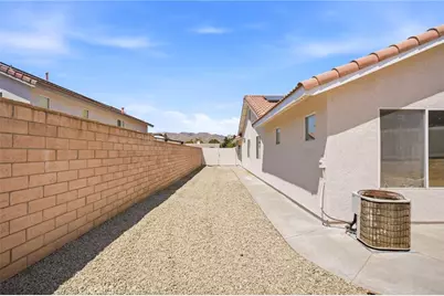 33545 Wildflower, Yucaipa, CA 92399 - Photo 25