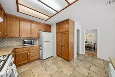 720 Carnation Lane, Fallbrook, CA 92028 - Photo 11