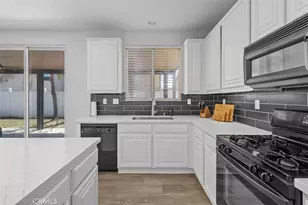 34596 Sourwood, Winchester, CA 92596 - Photo 13