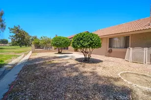 1925 Silver Oak Way, Hemet, CA 92545 - Photo 3