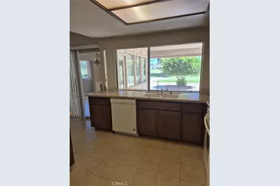 1925 Silver Oak Way, Hemet, CA 92545 - Photo 7