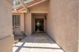 1925 Silver Oak Way, Hemet, CA 92545 - Photo 3