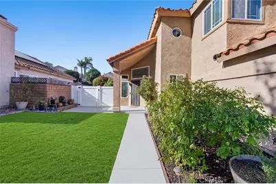 24432 Calle Tassjara, Murrieta, CA 92562 - Photo 3