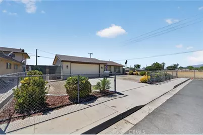 605 Los Tilos, Hemet, CA 92543 - Photo 47