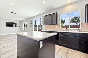 31617 Pompei, Winchester, CA 92596 - Photo 3