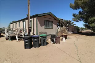 6848 Nielson Rd, Phelan, CA 92271 - Photo 3