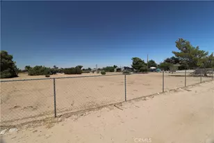 6848 Nielson Rd, Phelan, CA 92271 - Photo 5