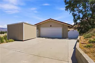 42395 Stetson Ave, Hemet, CA 92544 - Photo 3