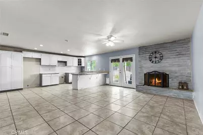 41763 Lomas, Hemet, CA 92544 - Photo 3