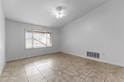 41763 Lomas, Hemet, CA 92544 - Photo 9