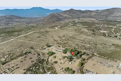 32305 Red Mountain, Hemet, CA 92544 - Photo 13