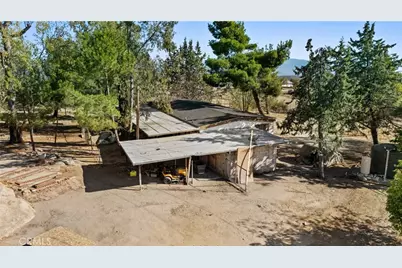 32305 Red Mountain, Hemet, CA 92544 - Photo 9