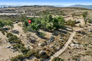 32305 Red Mountain, Hemet, CA 92544 - Photo 3
