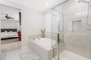 30532 Hollybrooke Ln, Murrieta, CA 92563 - Photo 29