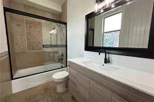 10121 W Amber Ct, Tujunga, CA 91042 - Photo 35
