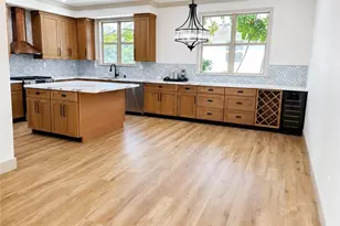 10121 W Amber Ct, Tujunga, CA 91042 - Photo 15