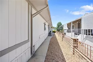 1298 Bishop, Hemet, CA 92545 - Photo 23