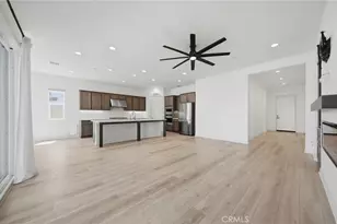 39481 Chamise St, Temecula, CA 92591 - Photo 7