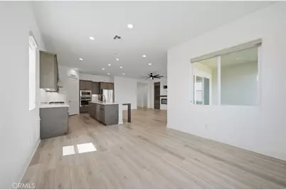 39481 Chamise Street, Temecula, CA 92591 - Photo 9