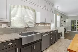 28064 Oakhaven Ln, Menifee, CA 92584 - Photo 9