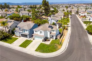 39223 Devotion Ln, Murrieta, CA 92563 - Photo 3