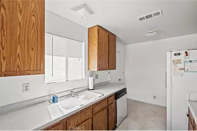 579 Corona, Hemet, CA 92545 - Photo 15