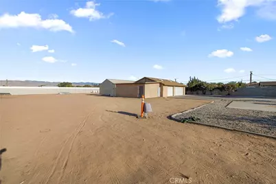 8811 7th Avenue, Hesperia, CA 92345 - Photo 33