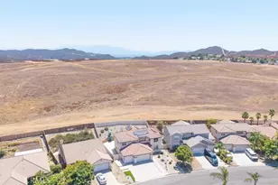 24857 Butterchurn, Wildomar, CA 92595 - Photo 39