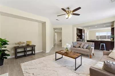 29535 Hyperion, Murrieta, CA 92563 - Photo 3