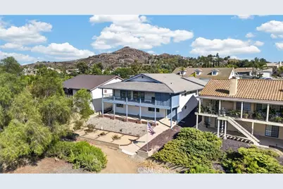 30785 Golden Gate Drive, Canyon Lake, CA 92587 - Photo 55